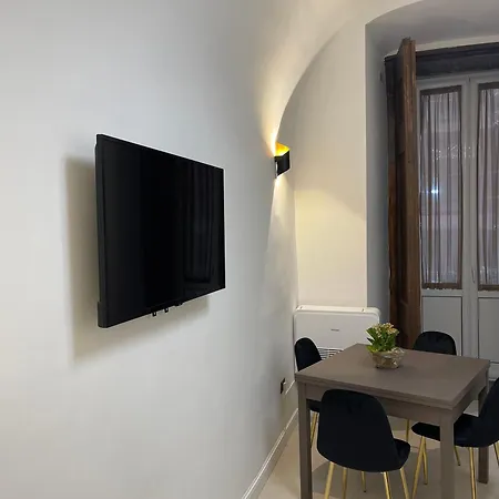 Spinelli House Neapol