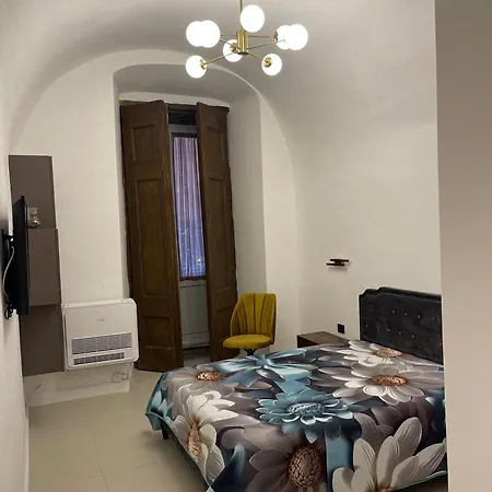 Spinelli House Neapol