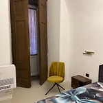 Spinelli House Apartment *