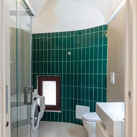 Palazzo Spinelli Apartments *